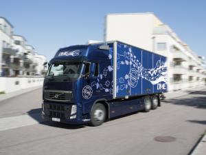 Volvo FH D13 Bio-DME 6x2 2010 года